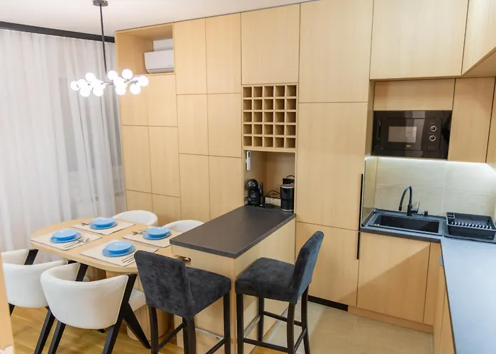 アパート Lux Lazar Pančevo